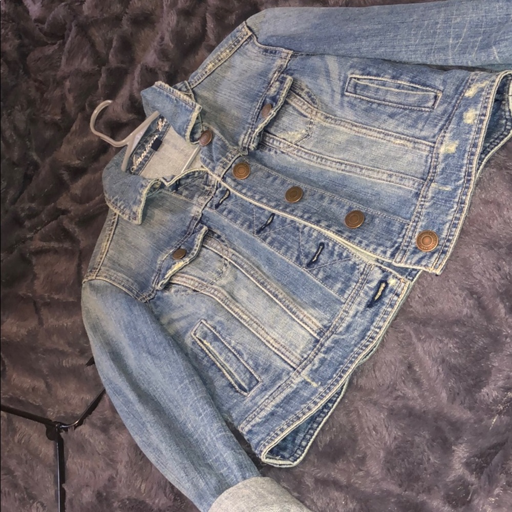 Cropped jean jacket